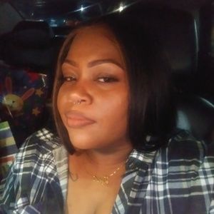 Meet your Posher, Dewanda